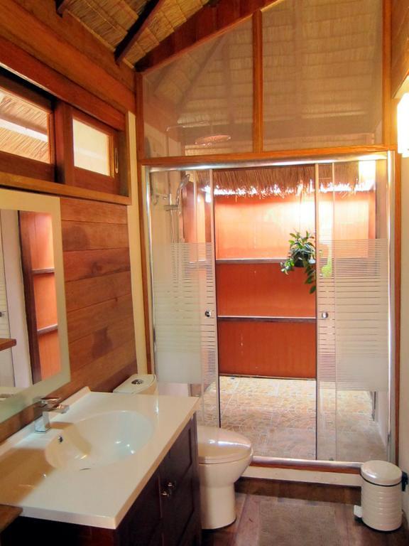 Ten Moons Lipe Resort 외부 사진